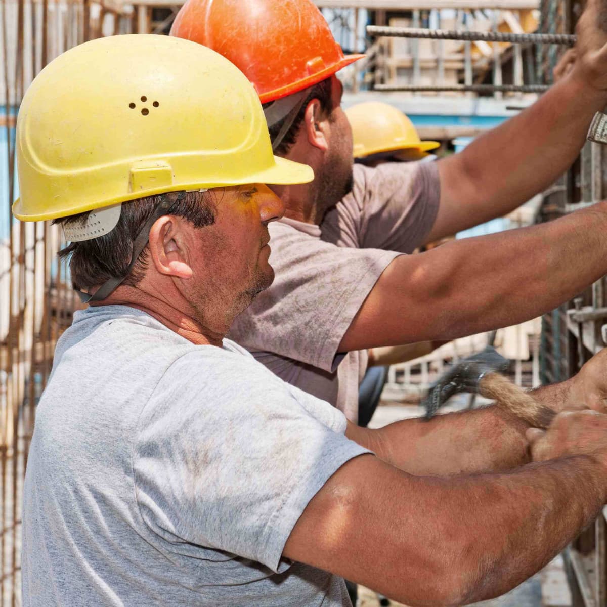 Capacetes de segurança: Tipos, normas EN 397 e como escolher o certo